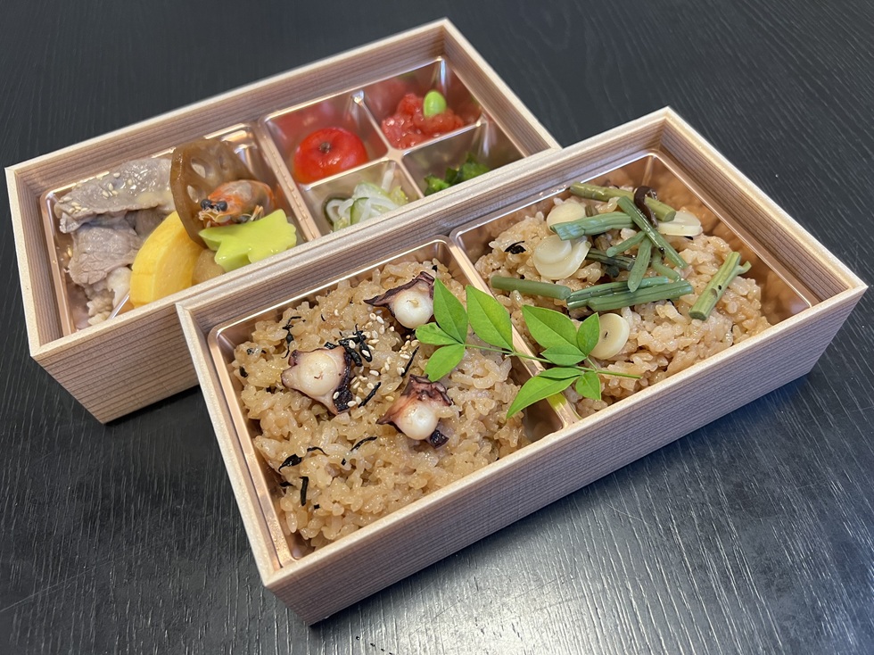 季節の釜飯とタコ飯の和御膳